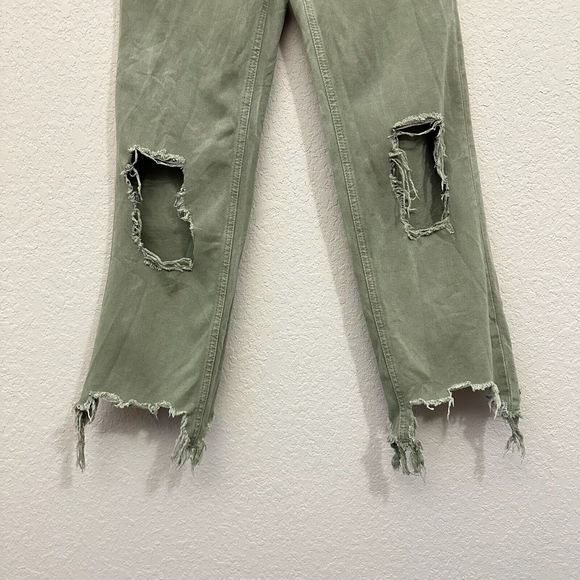 FREE PEOPLE WE THE FREE Maggie Mid Rise Straight Leg Jeans in Sage Green - Picture 4 of 12